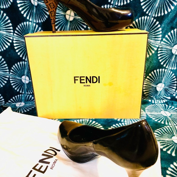 Fendi Black Patent Leather Zucca Heel Pumps (40) - Picture 11 of 14